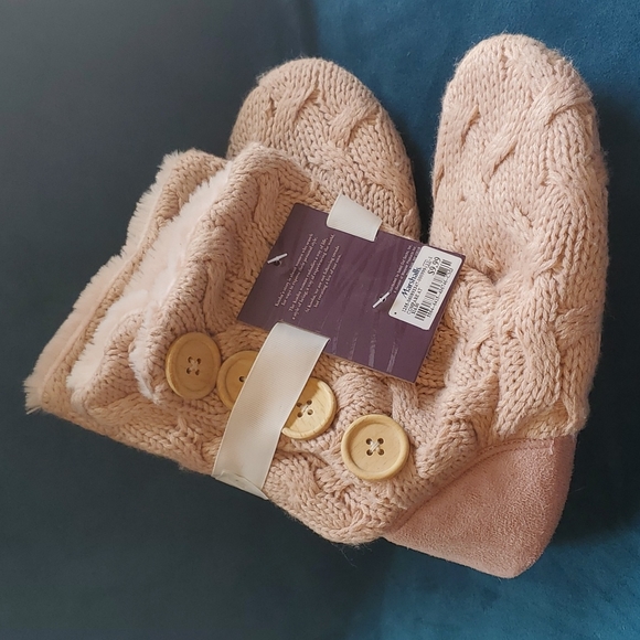 2/$15 - KOOBA Slipper Booties - Picture 2 of 6